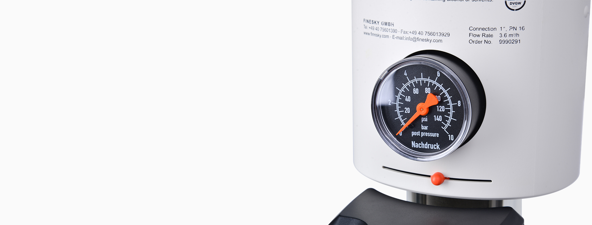 <h4>精準控壓技術(shù)<br></h4>
<p>閥頭采用德國DruckStabil精準控壓技術(shù)，有效穩(wěn)定供水水壓，防止水錘，保護室內(nèi)管路及涉水電器。</p>