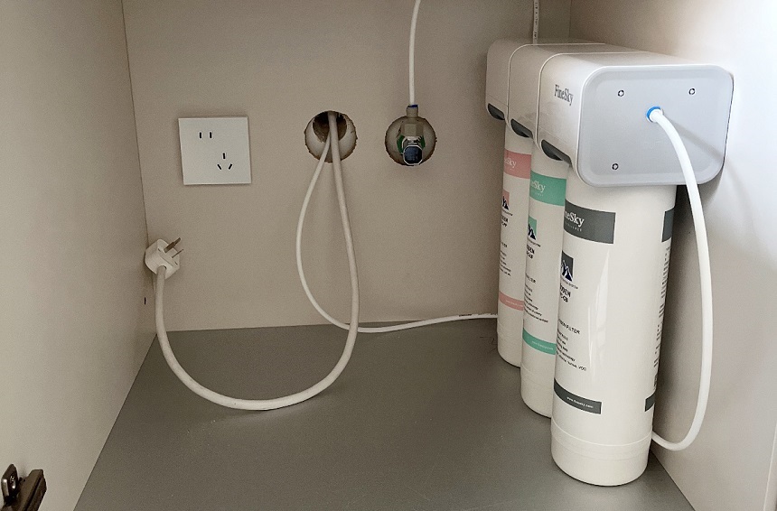 杭州西湖區客戶安裝前置過濾器+超濾凈水器+直飲機案例(圖2) 333 (2).jpg